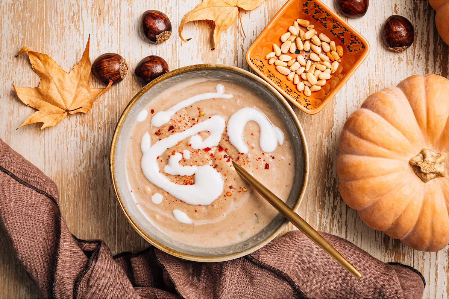 Cremige Kürbissuppe mit Kokosmilch