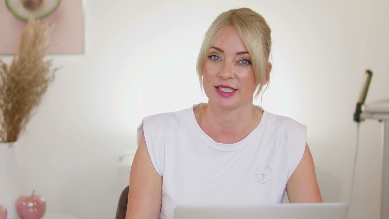 Laden Sie das Video: Abnehmkurs mit Carina Weihgold